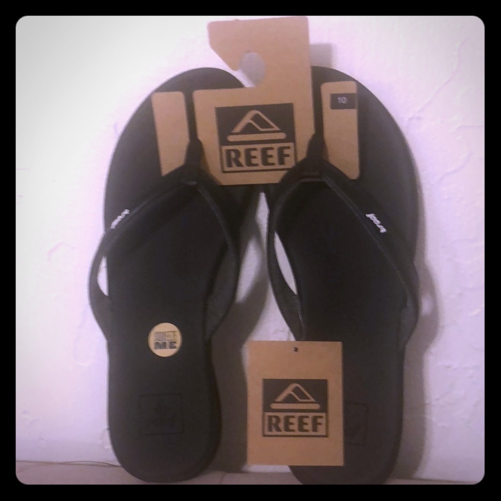 Reef Sandals- woman’s size 10 never worn.